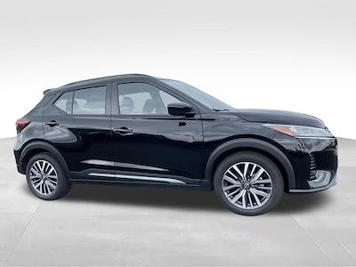2024 Nissan Kicks FWD SUV for sale #4194X - photo 2