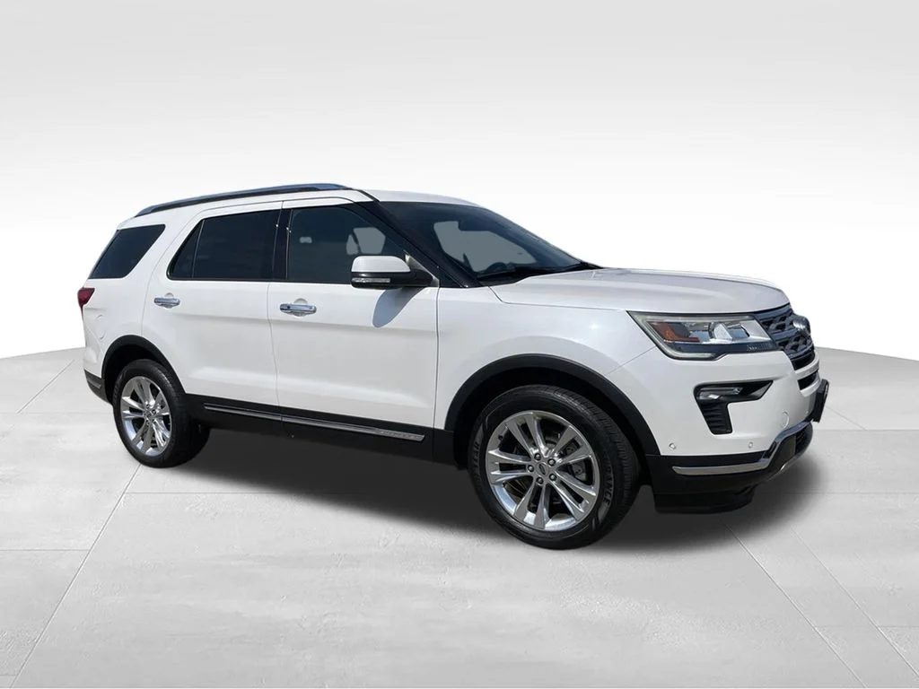 Used 2018 Ford Explorer - photo 2