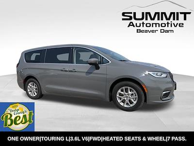 2023 Chrysler Pacifica FWD Minivan for sale #4267X - photo 1