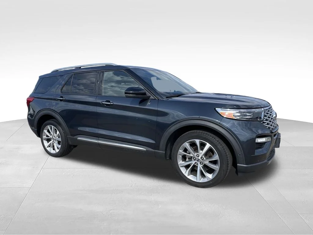 Used 2022 Ford Explorer - photo 2