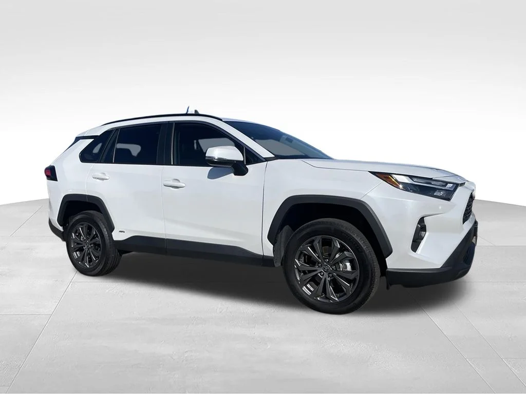 Used 2023 Toyota RAV4 - photo 2
