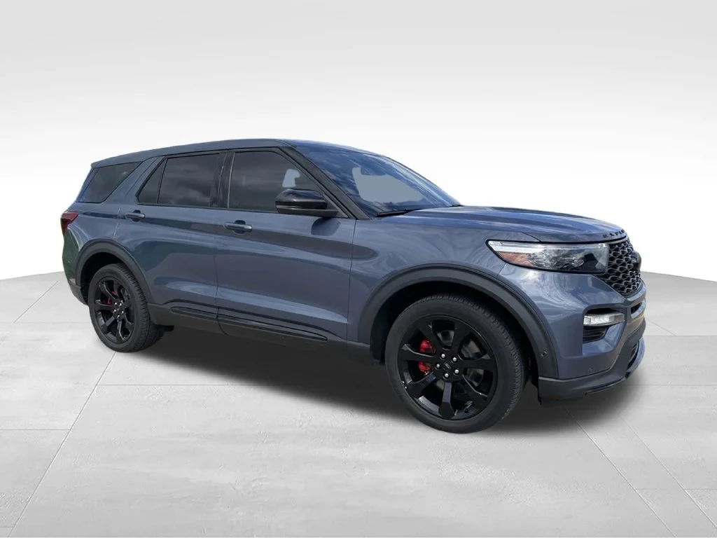 Used 2021 Ford Explorer - photo 2