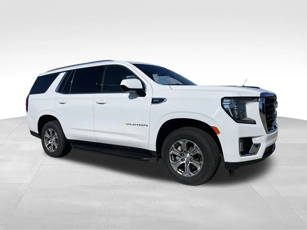 Used 2024 GMC Yukon - photo 2