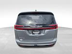 Used 2025 Chrysler Pacifica Select Minivan thumbnail 6