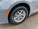 Used 2025 Chrysler Pacifica Select Minivan thumbnail 3