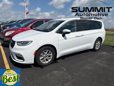 2023 Chrysler Pacifica FWD Minivan for sale #4345X - photo 1