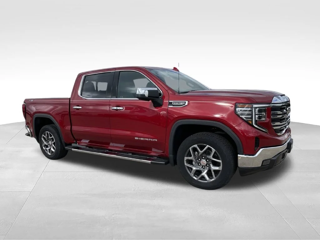 Used 2023 GMC Sierra 1500 - photo 2