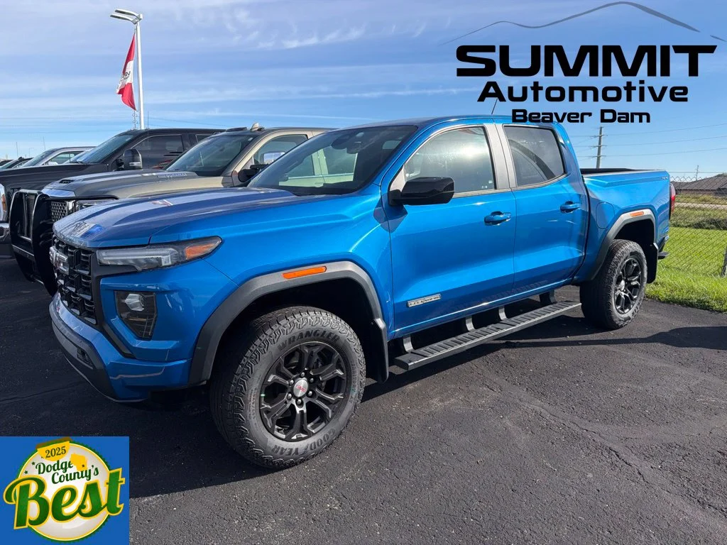 Used 2023 GMC Canyon - photo 1