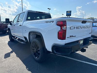 2025 Chevrolet Silverado 2500 Crew Cab 4WD Pickup for sale #251652 - photo 2