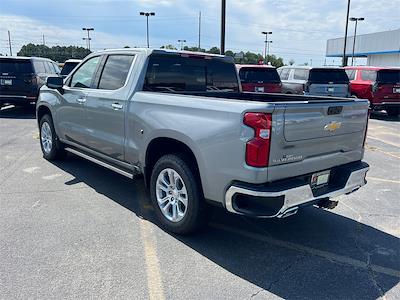 2026 Chevrolet Silverado 1500 Crew Cab 4WD Pickup for sale #26096 - photo 2