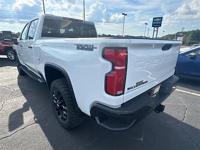 2026 Chevrolet Silverado 2500 Crew Cab 4WD Pickup for sale #26220 - photo 2
