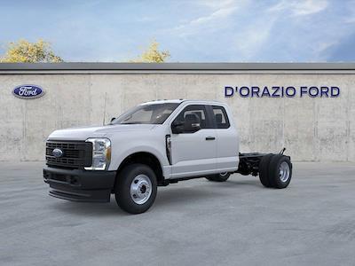 2025 Ford F-350 Super Cab DRW 4WD Cab Chassis for sale #D25273 - photo 1