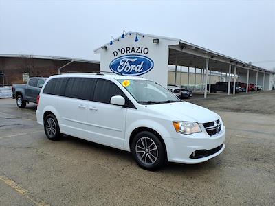 Used 2017 Dodge Grand Caravan - photo 1