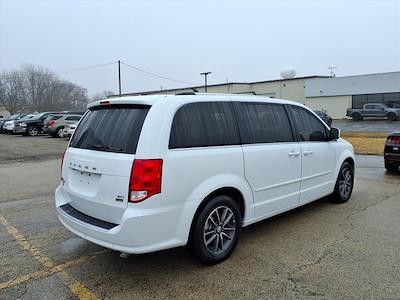 Used 2017 Dodge Grand Caravan - photo 1
