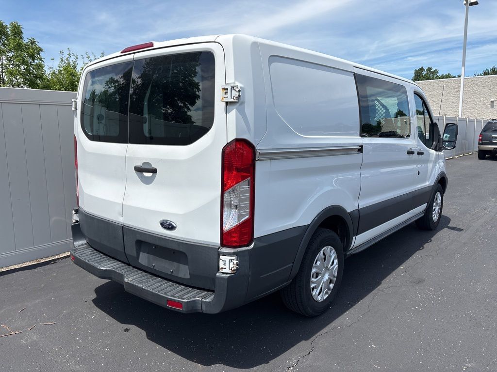 Used 2015 Ford Transit 150 - photo 5
