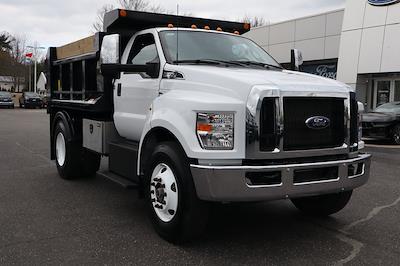 Used 2025 Ford F-650 - photo 1