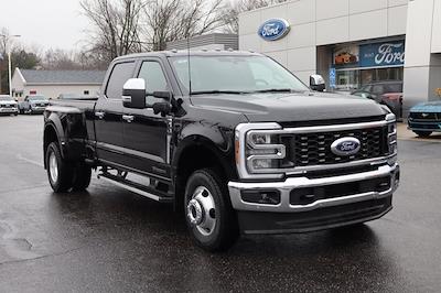 New 2026 Ford F-350 Lariat Crew Cab for sale #9659 - photo 2