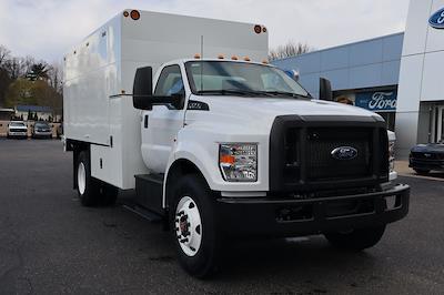 New 2027 Ford F-750 - photo 2