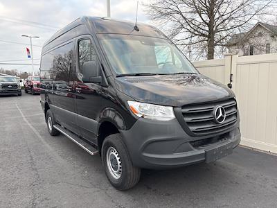 Used 2022 Mercedes-Benz Sprinter 2500 - photo 1