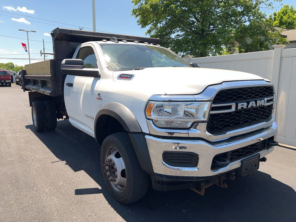 Used 2019 Ram 5500 - photo 2