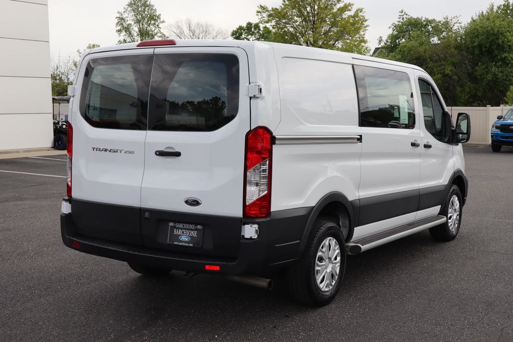 Used 2024 Ford Transit 250 - photo 2
