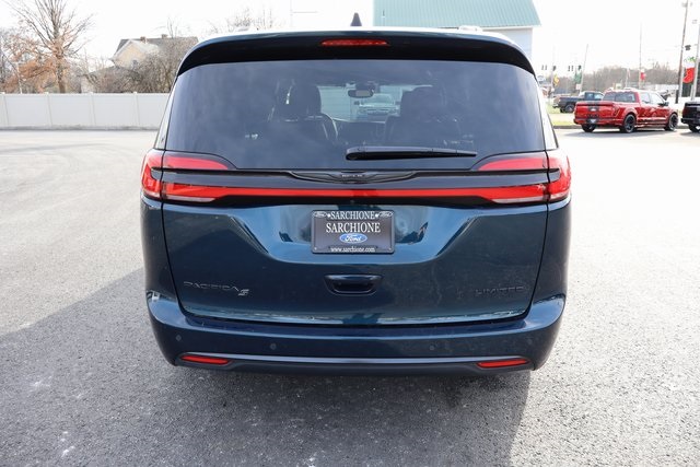 Used 2025 Chrysler Pacifica - photo 19