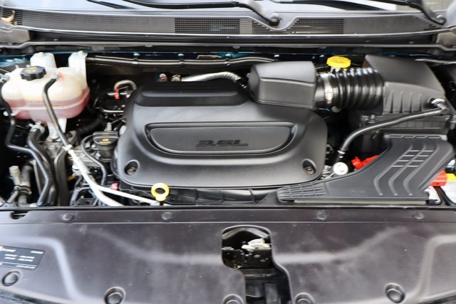Used 2025 Chrysler Pacifica - photo 34