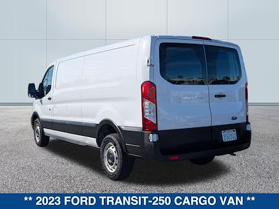 Used 2023 Ford Transit 250 - photo 1