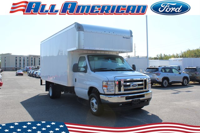 New 2025 Ford E-450 Box Van for sale in Old Bridge, NJ #250142