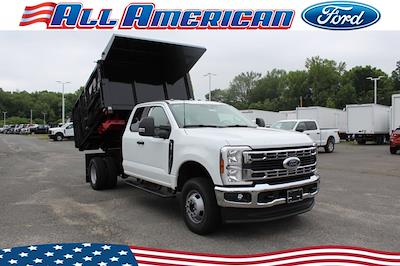 New 2025 Ford F-350 Super Cab 4WD 9' 7" Reading Landscape Dump for sale #250938 - photo 1