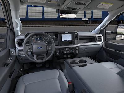 New 2026 Ford F-550 - photo 1