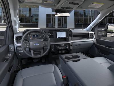 New 2026 Ford F-550 - photo 1