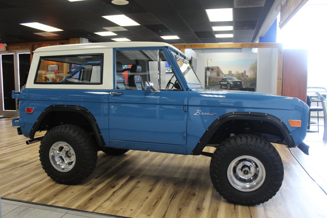 Used 1969 Ford Bronco - photo 5