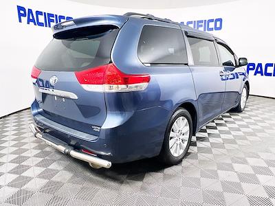 2014 Toyota Sienna 4x4 Minivan for sale #FO46175 - photo 2