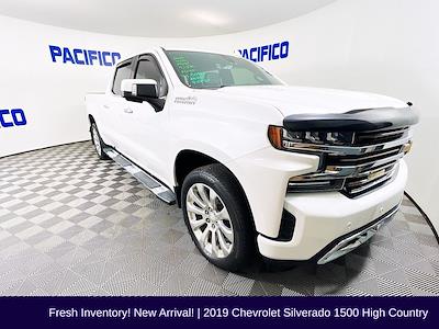 2019 Chevrolet Silverado 1500 Crew Cab 4WD Pickup for sale #FOM80737A - photo 1