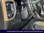 2019 Chevrolet Silverado 1500 Crew Cab 4WD Pickup for sale #FOM80737A - photo 10
