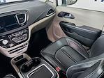 2017 Chrysler Pacifica FWD Minivan for sale #HY46095 - photo 27