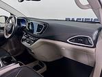 2017 Chrysler Pacifica FWD Minivan for sale #HY46095 - photo 35