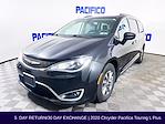 2020 Chrysler Pacifica FWD Minivan for sale #HYU586624A - photo 5