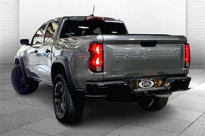 2025 Chevrolet Colorado Crew Cab 4WD Pickup for sale #22120 - photo 2