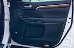 2017 Toyota Highlander AWD SUV for sale #A10265A - photo 26