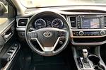 2017 Toyota Highlander AWD SUV for sale #A10265A - photo 5
