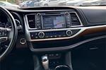 2017 Toyota Highlander AWD SUV for sale #A10265A - photo 6