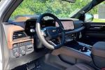 New 2025 Chevrolet Suburban High Country 4WD SUV for sale #A10319 - photo 4