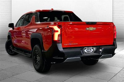2025 Chevrolet Silverado EV Crew Cab 4WD Pickup for sale #D22112 - photo 2