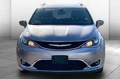 2018 Chrysler Pacifica FWD Minivan for sale #X102948A - photo 2