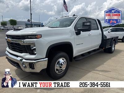 New 2025 Chevrolet Silverado 3500 LT Crew Cab 4WD Flatbed Truck for sale #T25228 - photo 1