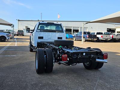 2025 Ford F-550 Regular Cab DRW 4x4 Cab Chassis for sale #SDA16950 - photo 2
