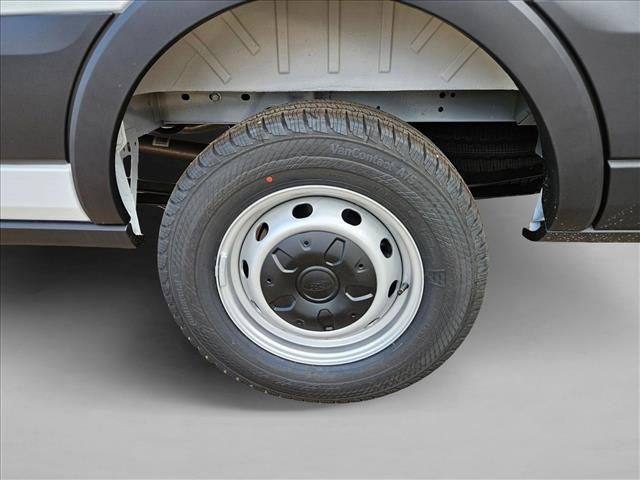 New 2026 Ford Transit 250 - photo 15