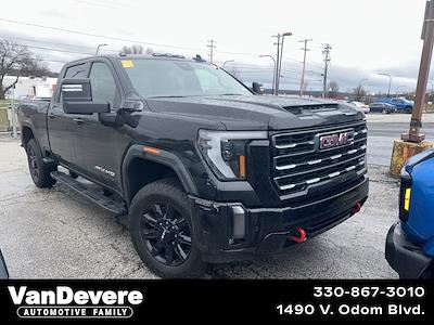 Used 2024 GMC Sierra 2500 - photo 1